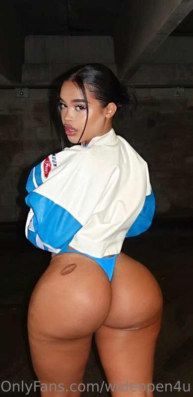 do u like it or love it 😈💦