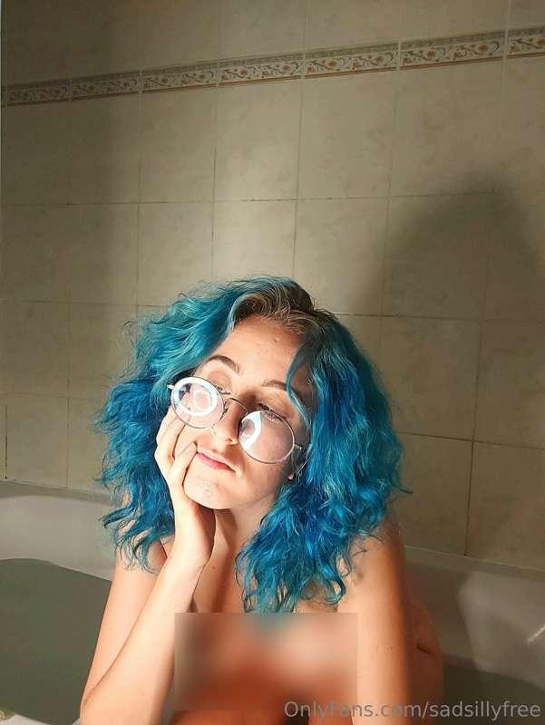 Hey :) Je suis de retour ! 💕

J'ai passé tellement de temps ..
