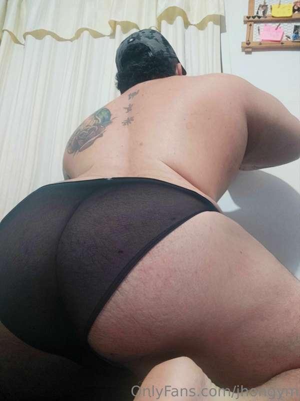 A big ass in transparency🍑🔥