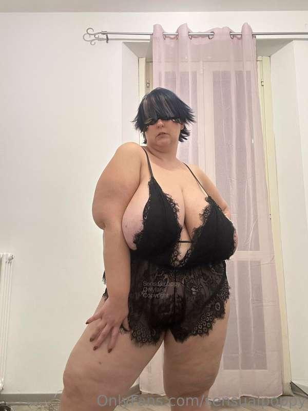 today in black underwear all for you!!…waiting for the Chris..