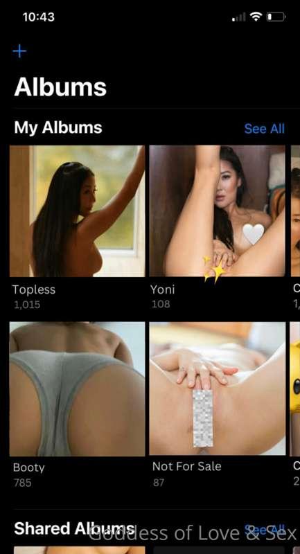 **Super Secret Camera Roll** which album do you want access ..