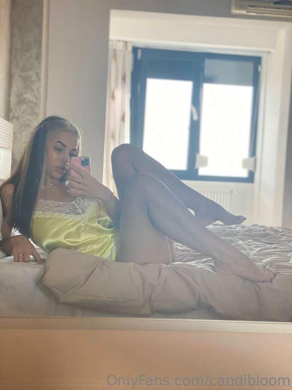 Would you fuck me?👅
