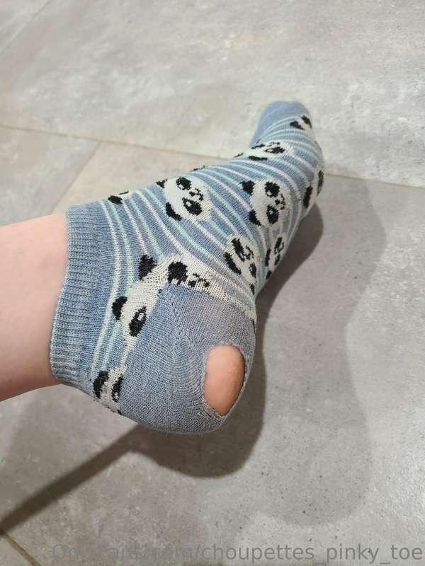 My favorite socks are dead🥲