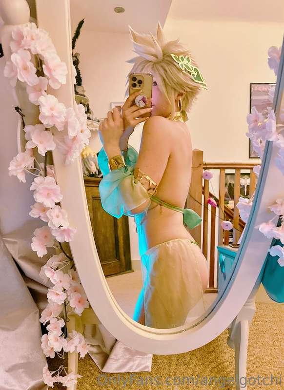 I got to model TWO brand new outfits tonight for my super ge..