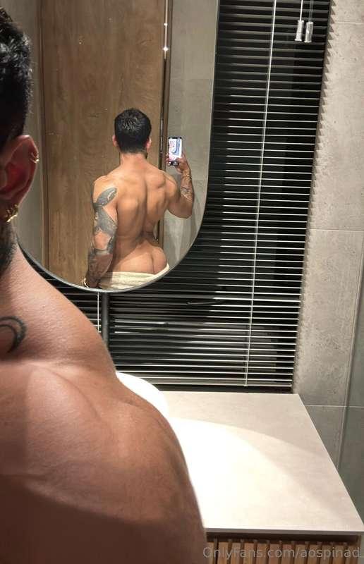 smell my body now before i take a shower?