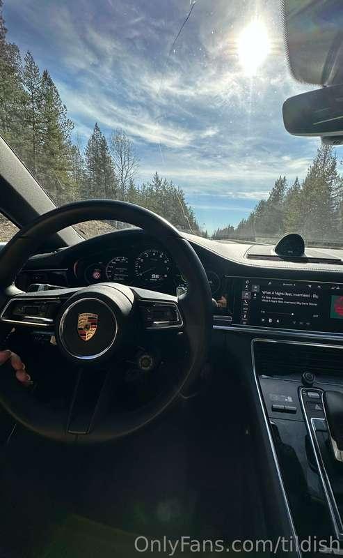 Sunny drive ☀️
