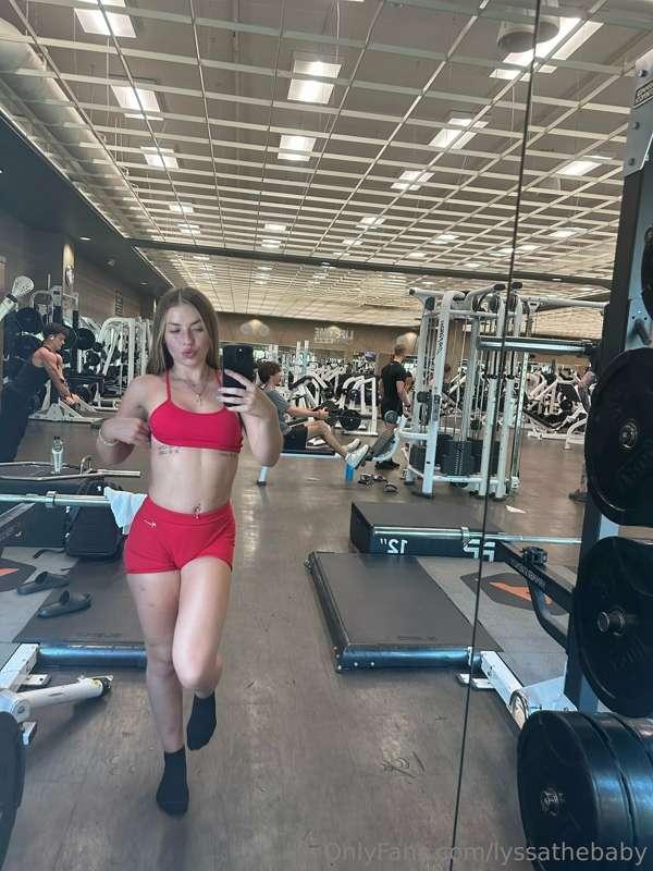 no days off 😋