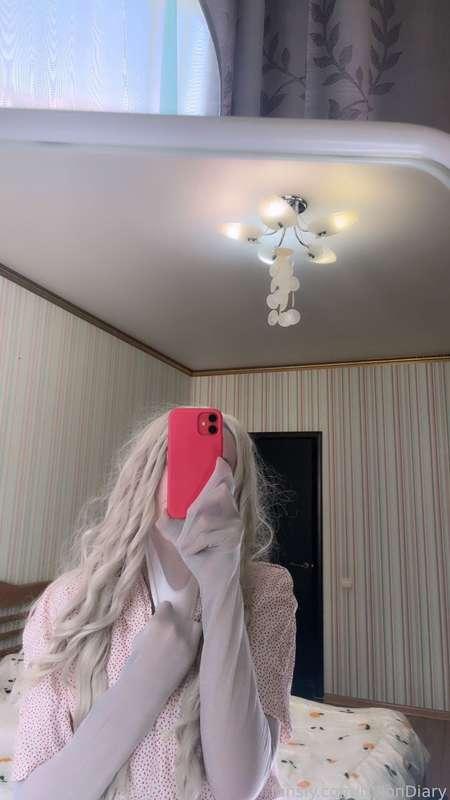 nylondiary image #0