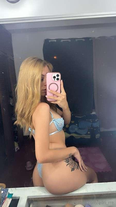 Toda la noche voy a tener una súper promo, los espero bebés🙈