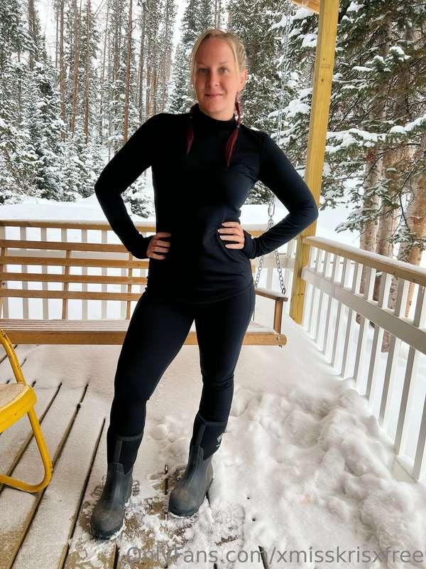 All checked into my cabin for the weekend 🏔️