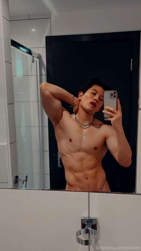 Hotel lighting always on point😏