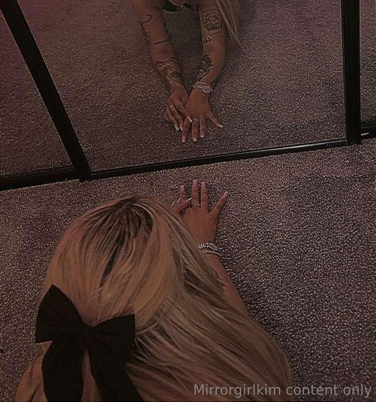 Check your messages for the uncropped version 😈