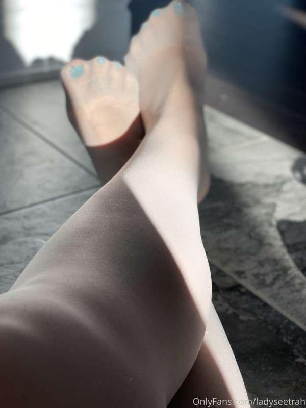 My toes are horny 😈  for you. Did you know I can cum just by..