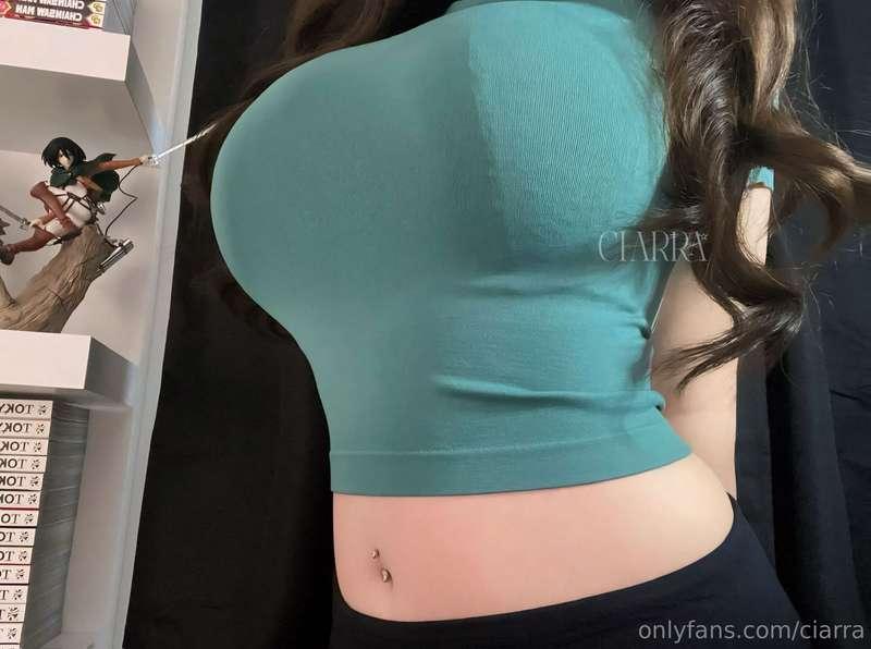good morning babes i wish you could enjoy my tits and ravage..
