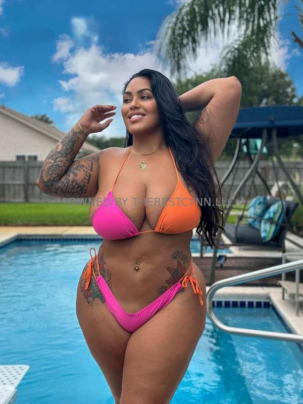 Wink if you want to play 😘