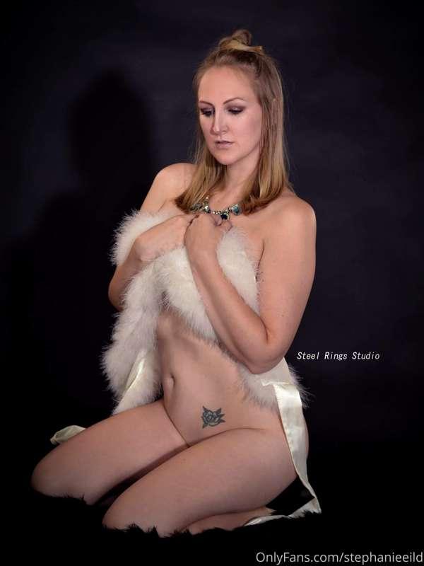I’m just waiting on OF to verify the other model for my free..