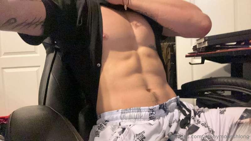 can I get a lick or what??? 😈