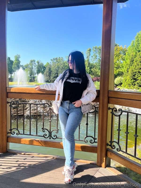 ✨RANDOM✨What is your favorite photo here?The one that made y..