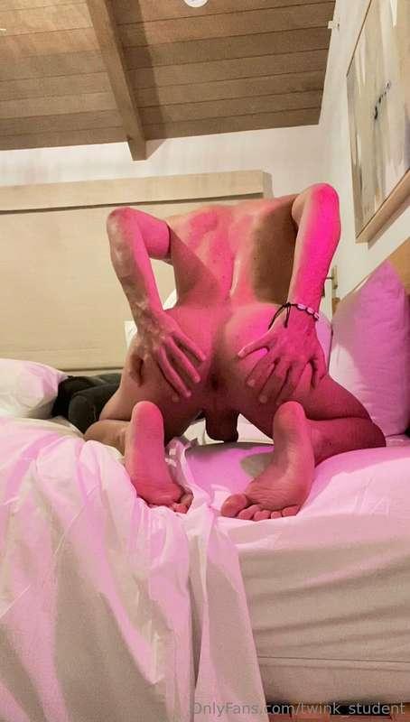 I may have a huge cock, I also like to show my ass sometimes..