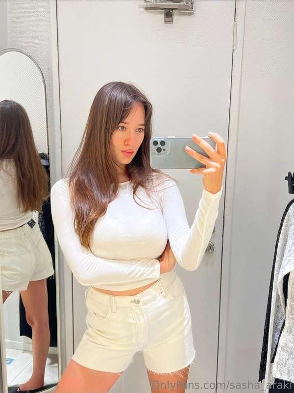 New clothes are always a little magic in the closet ✨ When I..