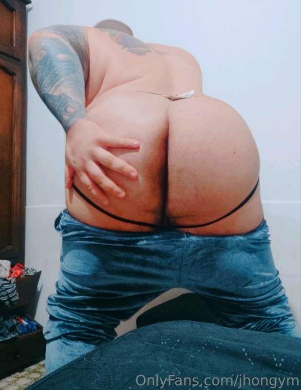 I put on my lingerie and we wear it in the most sexual way.