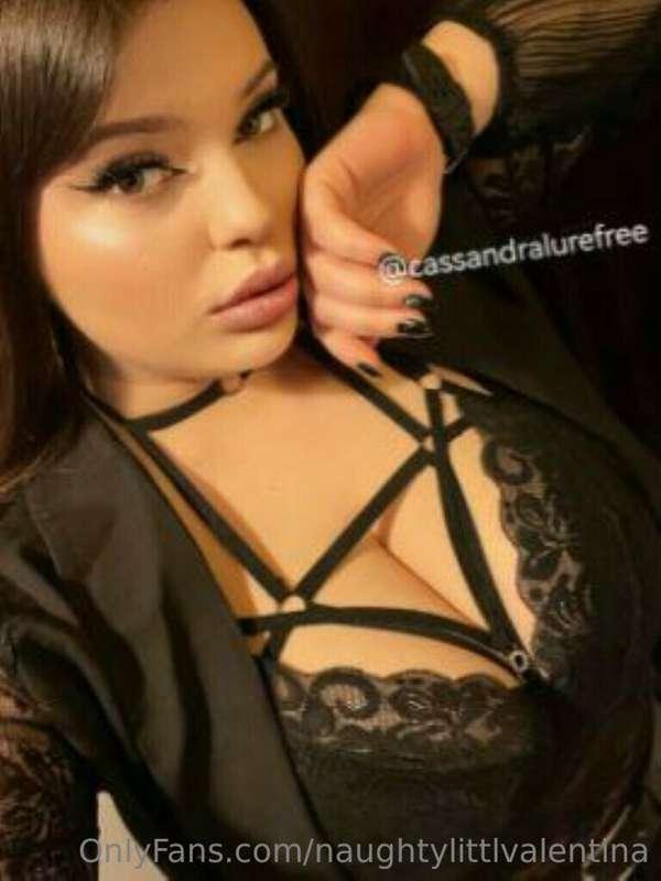 🥵STOP SCROLLING🥵 
🔥FOLLOW MY SEXY FRIEND 
 @cassandralurefre..