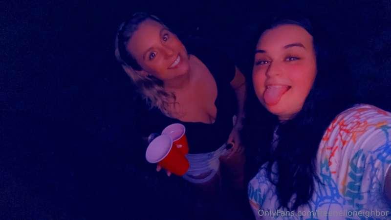 🖤🖤🖤 my baby sister!! Go sub to her page @sunflower6878