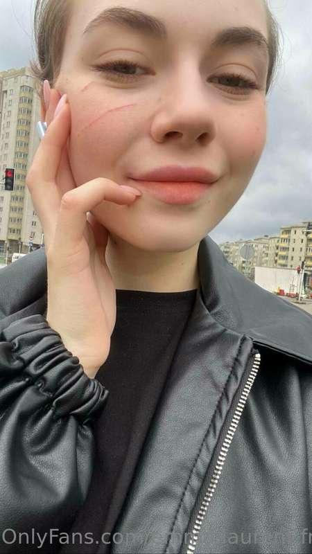 On the ointment, from predators😂🦁🐯