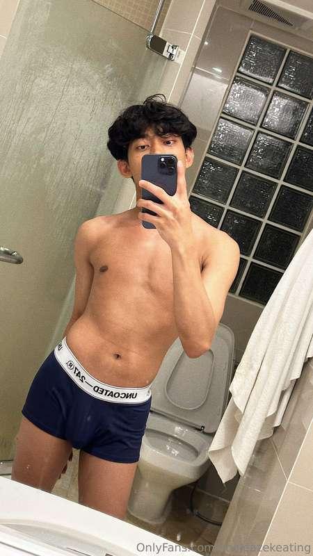 analeazekeating image #2