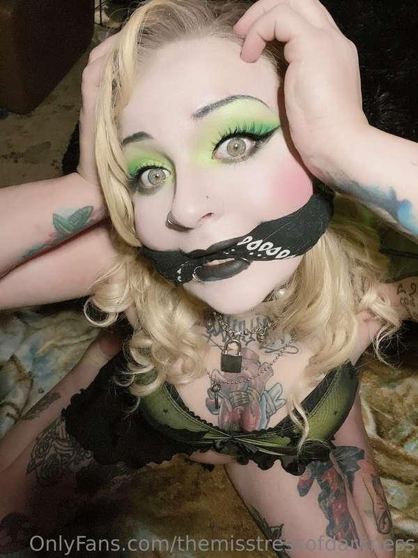 🖤