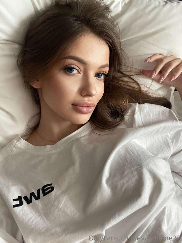 . 📸 When you wake up in the morning and try to remember what..