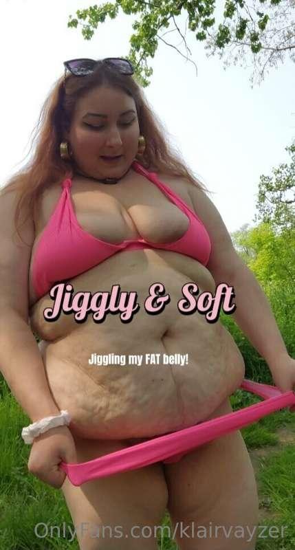 ***JIGGLY & SOFT***  Please take a moment to watch this 2 mi..