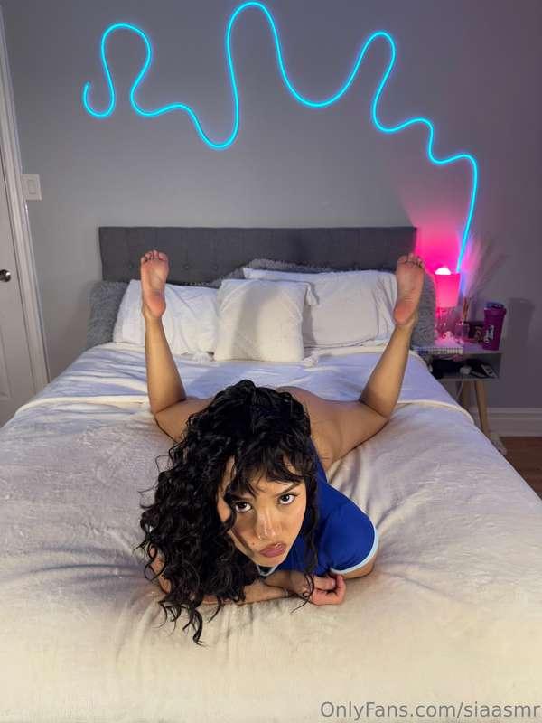 𝙒𝙤𝙪𝙡𝙙 𝙮𝙤𝙪 𝙠𝙞𝙨𝙨 𝙩𝙝𝙞𝙨 𝙥𝙤𝙪𝙩… 𝙤𝙧 𝙜𝙧𝙖𝙗 𝙢𝙚 𝙛𝙧𝙤𝙢 𝙗𝙚𝙝𝙞𝙣𝙙 𝙛𝙞𝙧𝙨𝙩? 👀🔥