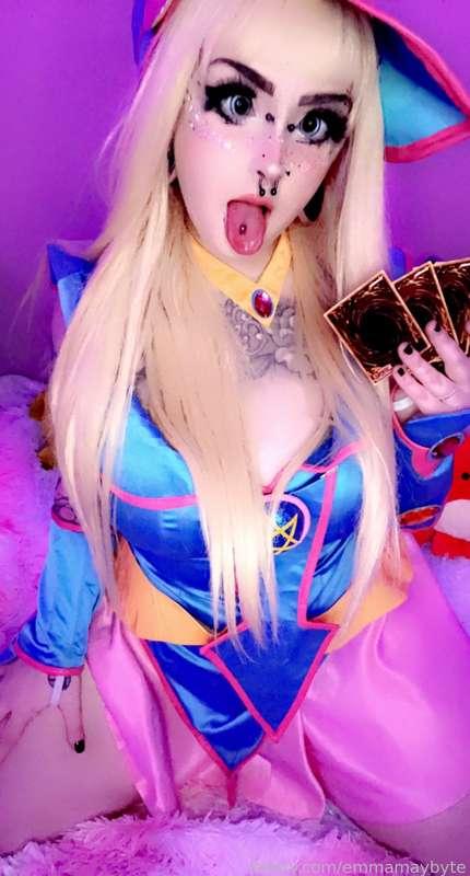 emmamaybyte image #9