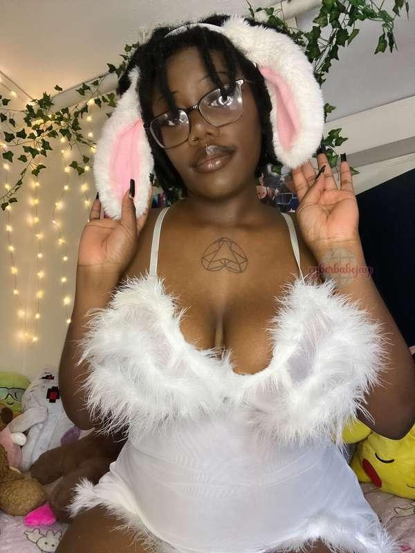 haii after my weekend break this dumb little bunny is back to please🐰💕  ps look how cute my buttplug is

♡ #fyp ♡ #ebony ♡ #hairypussy ♡ #bigtits ♡ #bunny ♡