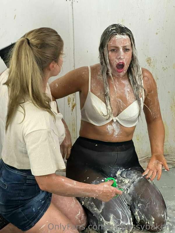 bsmessybakery image #1