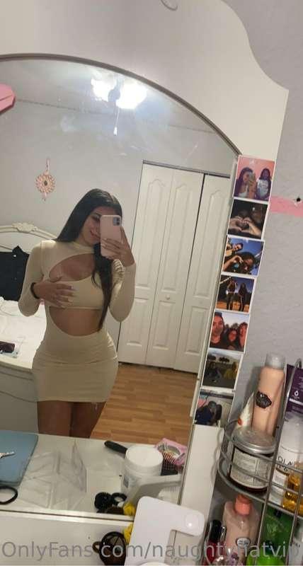 Ready for the party! Do you want to spend the night with me?..