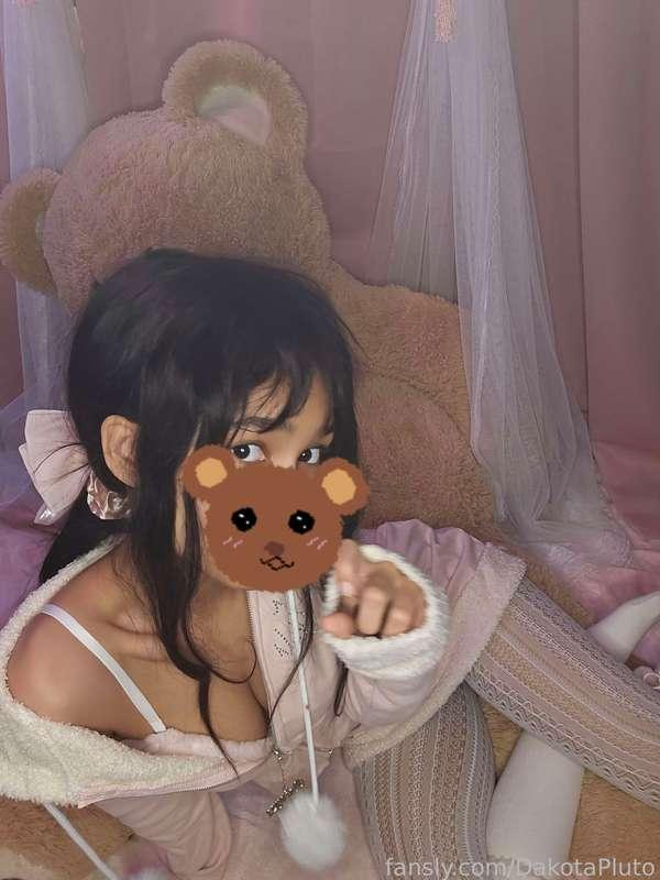 dakotapluto image #0