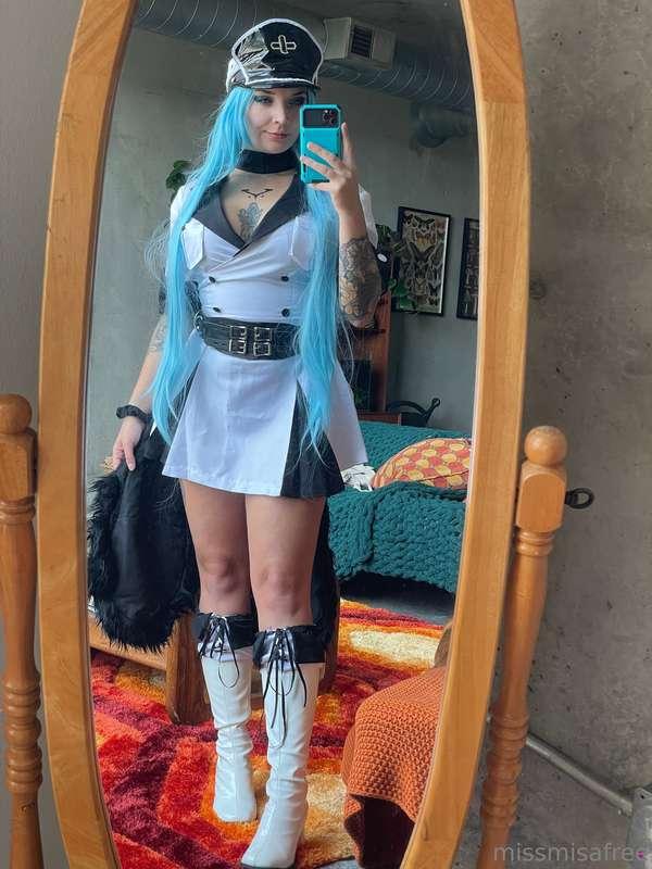 Incase you missed my General Esdeath cosplay 🫢🤭 DM me for th..