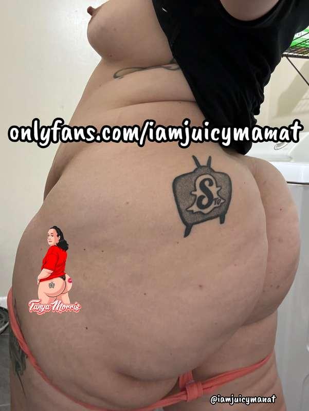 suck my tits and spank my ass daddy 🥵