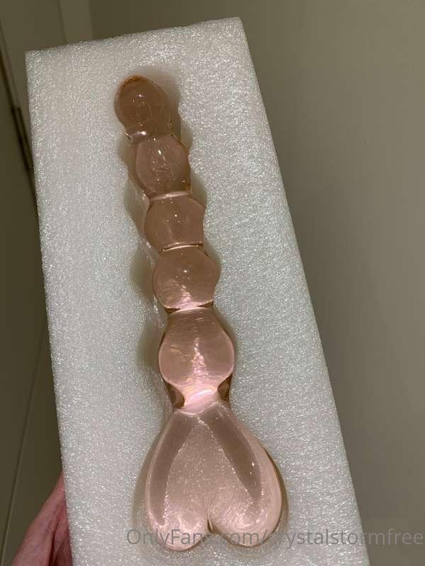wanna see me fuck my asshole with this glass dildo? 🤤 go to ..