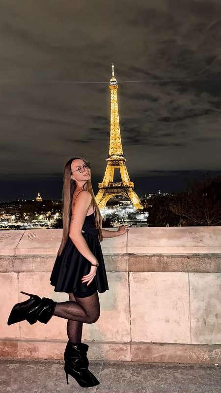 𝖠 𝗍𝗂𝗆𝖾 𝗐𝗁𝖾𝗇 𝖽𝗋𝖾𝖺𝗆𝗌 𝖼𝗈𝗆𝖾 𝗍𝗋𝗎𝖾...𝖠𝗇𝖽 𝖺 𝗍𝗂𝗆𝖾 𝗍𝗈 𝗀𝖾𝗍 𝗅𝗈𝗌𝗍 𝗂𝗇 𝖯𝖺𝗋..