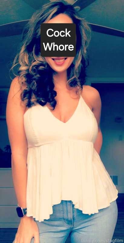Do you like my outfit?

#fyp #tits #bigtits #boobs #bigboobs #pussy #sexy #slut #milf
