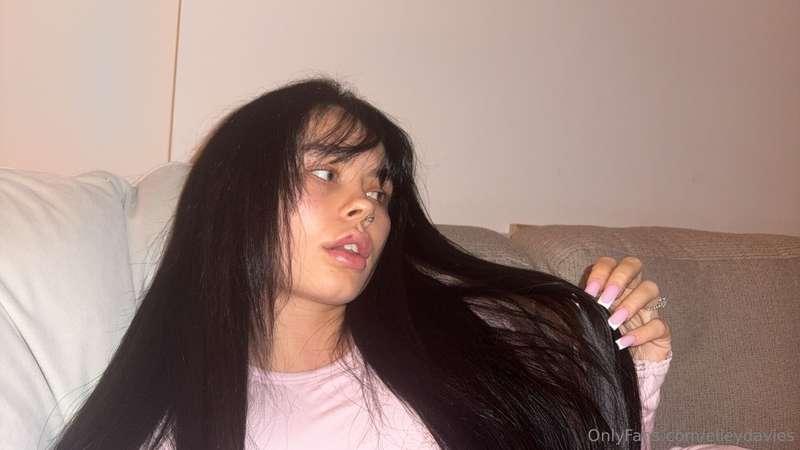 Beyond ready for a hot massage that leads to being played wi..