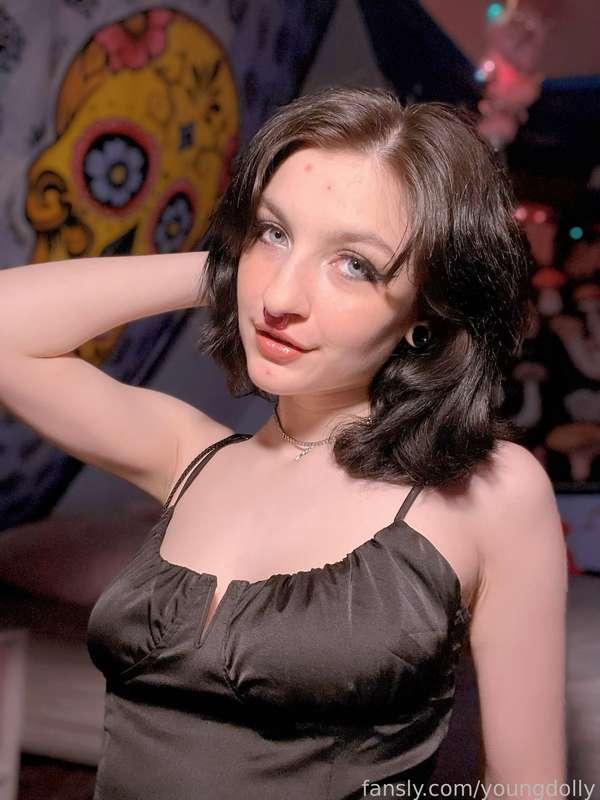 youngdolly image #8
