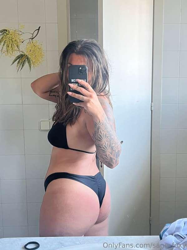 Got some color on my bum 🍑