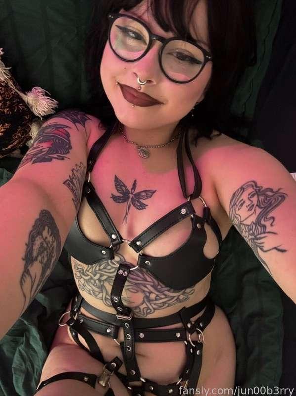 come have some fun with me 😇