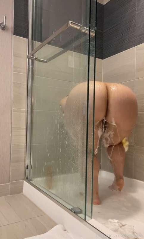 Unlock Full Video in Private Messages Now 🤤