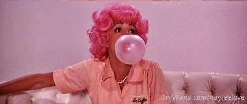 I would LOVE to recreate this as a bubble cum clip!   Bubble..