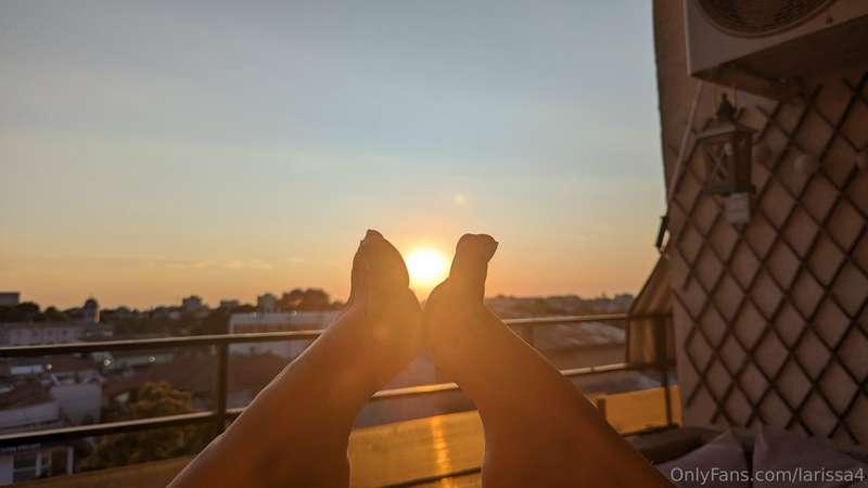 I will bring you the sun if you know how to love me ☀️